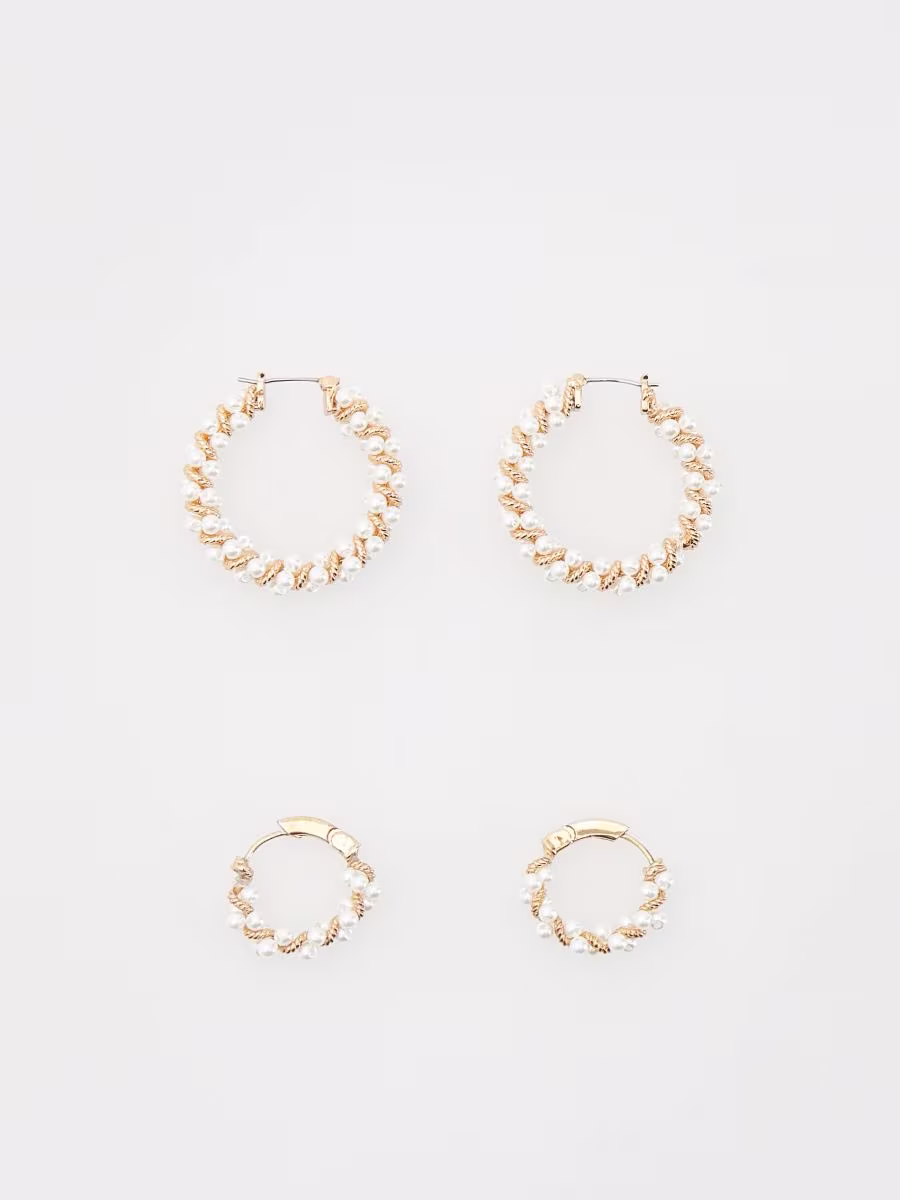 Hoop Earrings With Pearl Beads