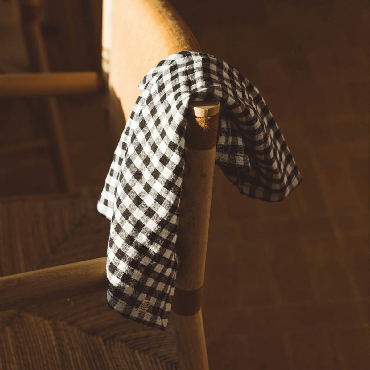 HÔTEL PARTICULIER - Serviette en lin lavé vichy noir 45x45