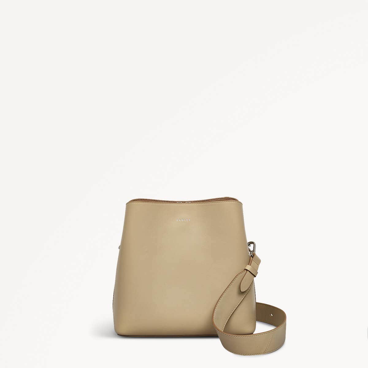 Dukes Place Medium Compartment Cross Body Bag - RHD23202