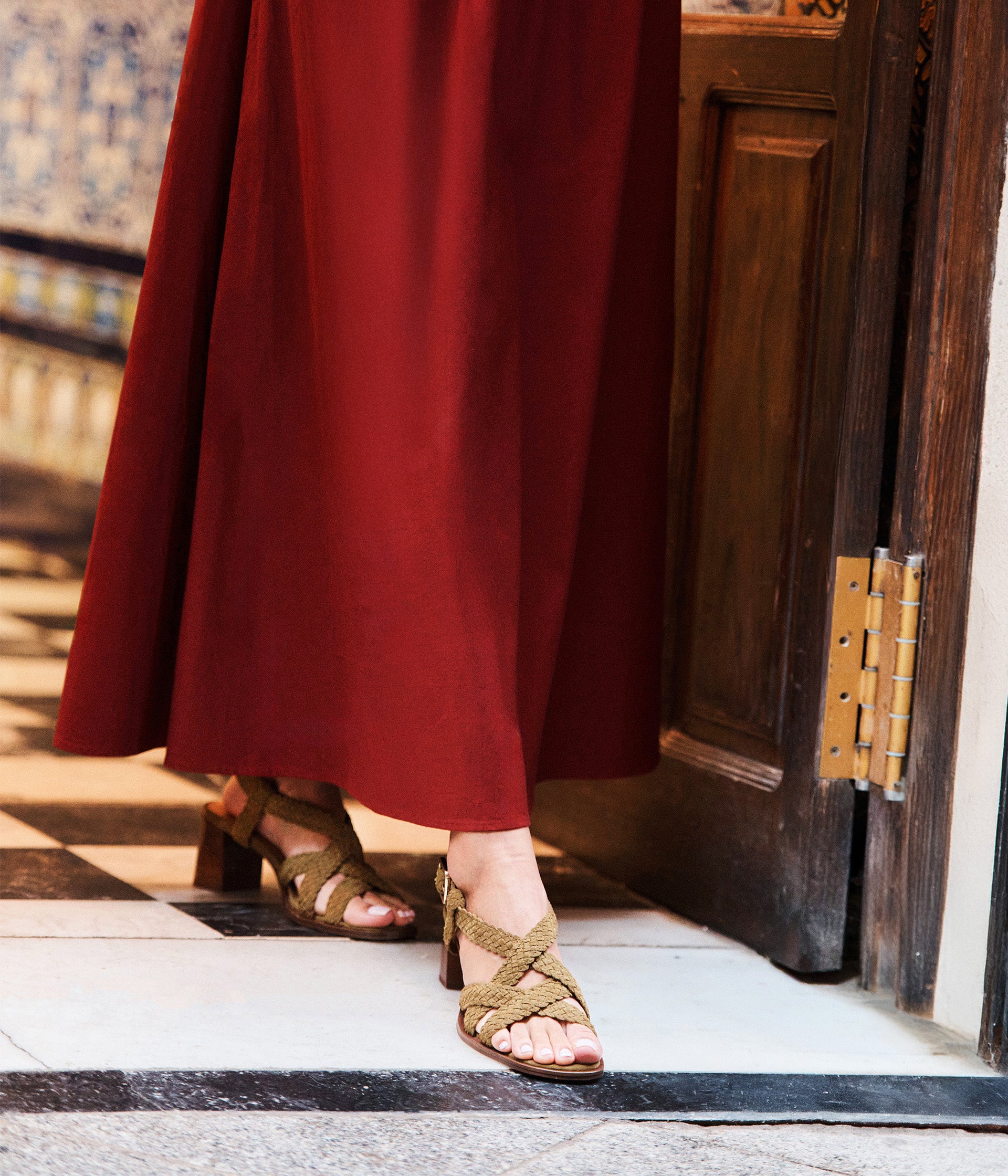 Sandales velours olive Natou
