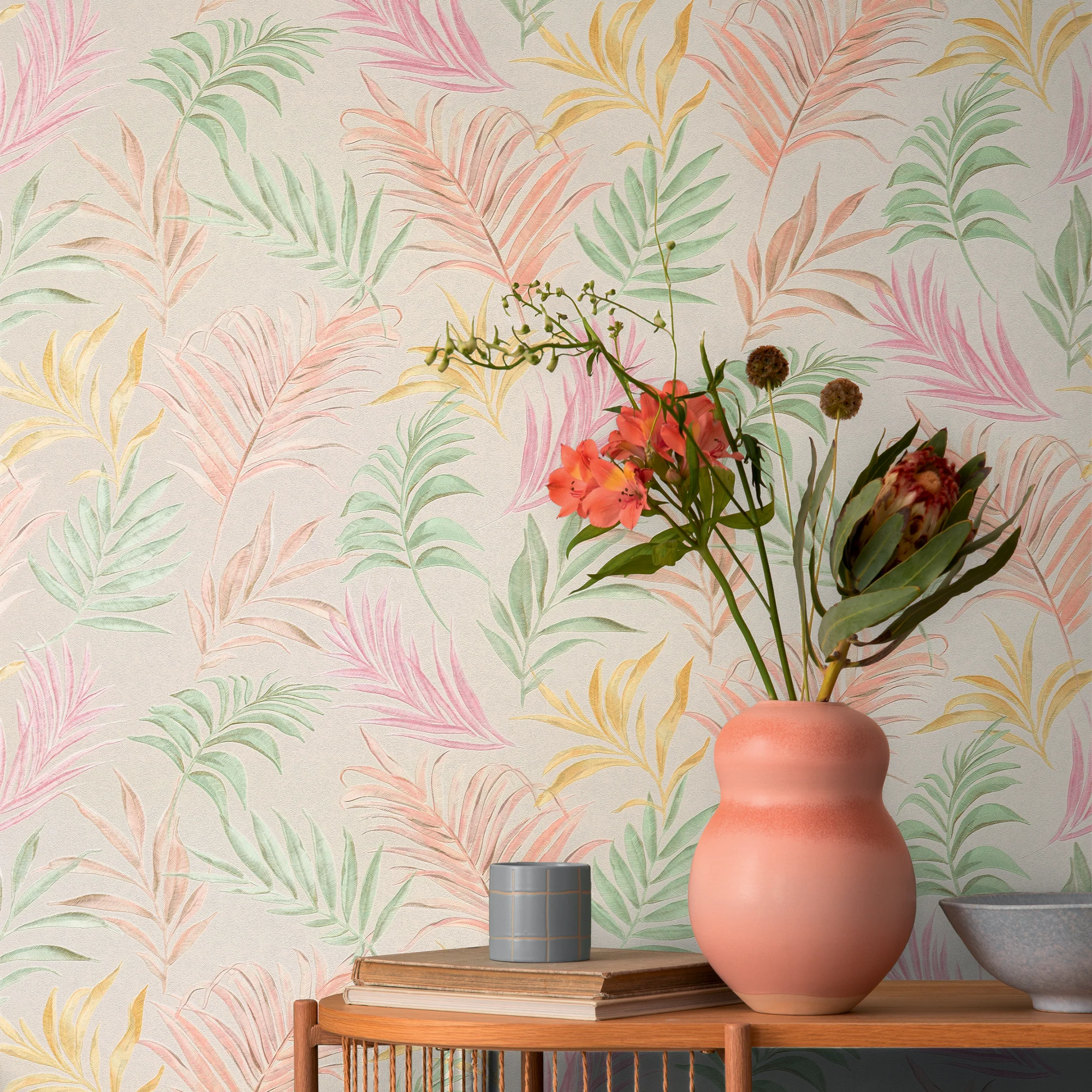 CosmoLiving Papier peint intissé MIDNIGHT BOTANICA vert amande, rose corail et jaune or