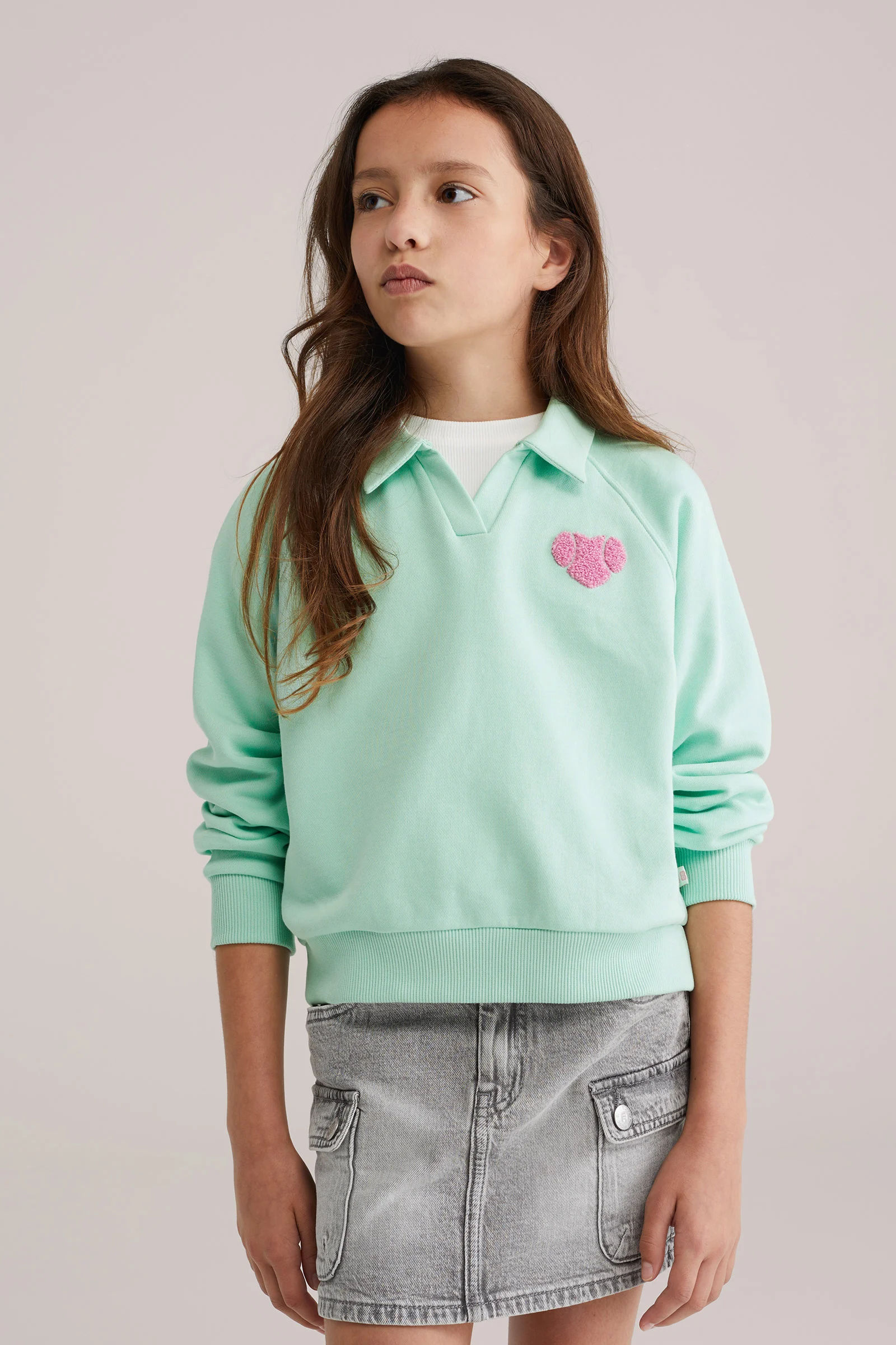 Meisjes sweater met polokraag en patch