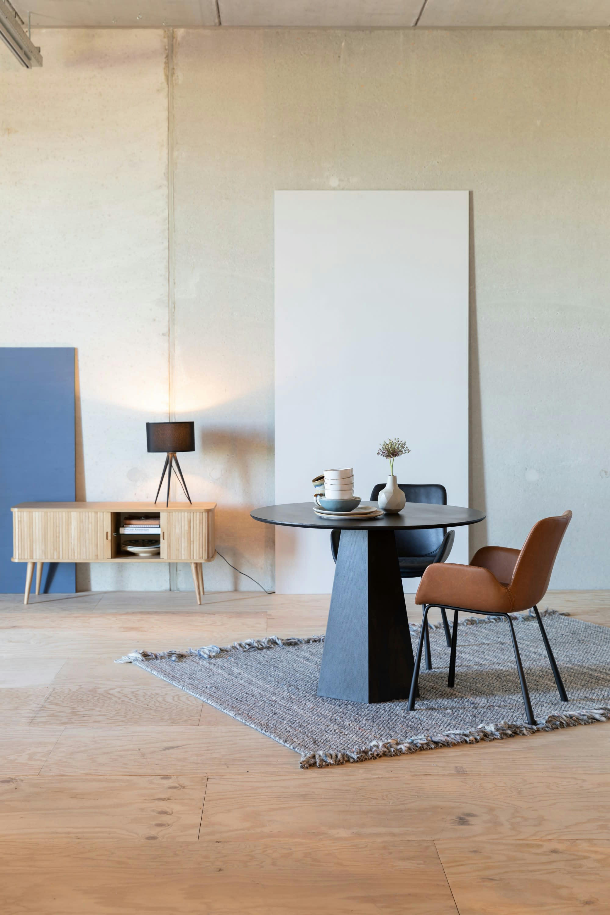 BRIT - Fauteuil en cuir noir