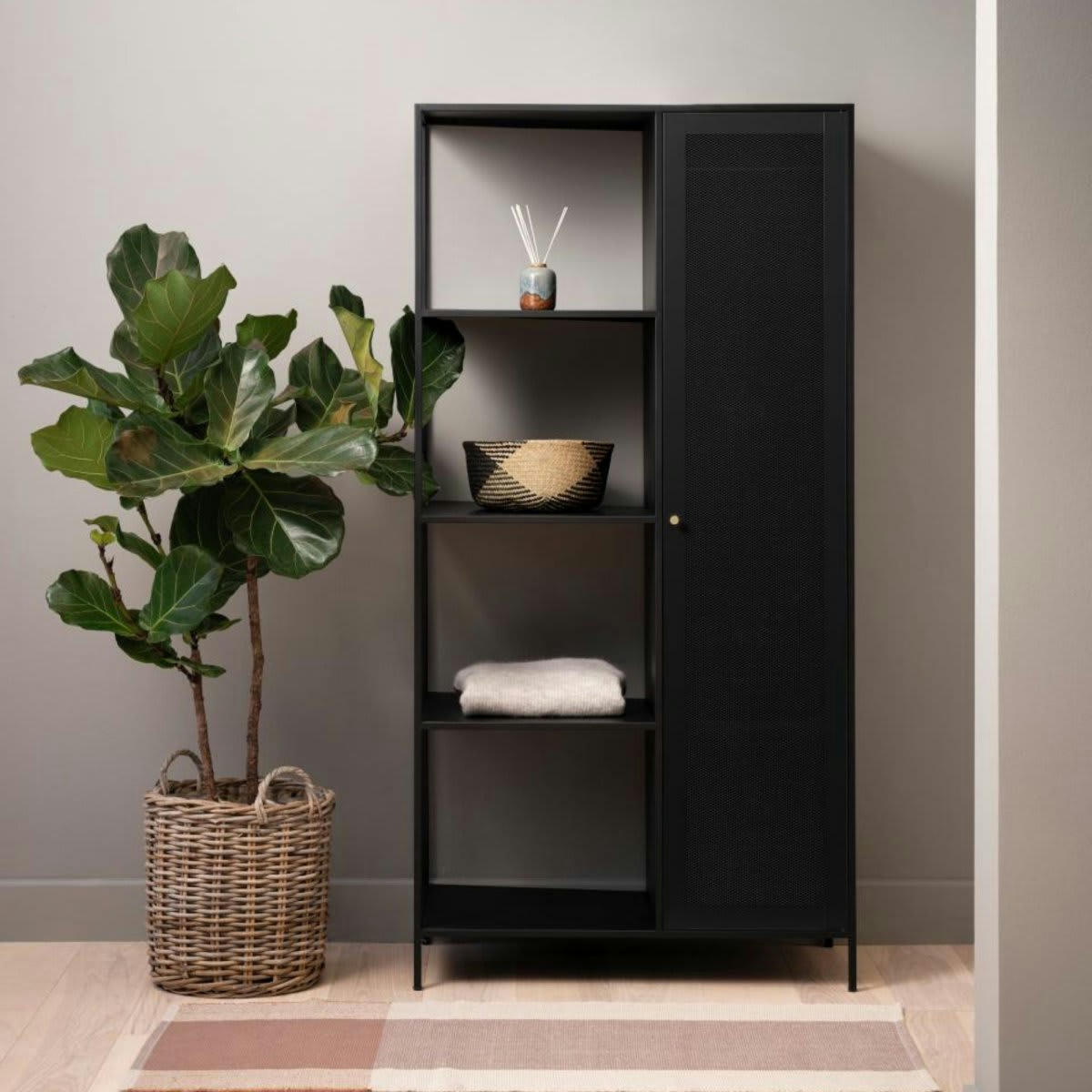 ZVEREV - Armoire en métal noir avec penderie et étagères