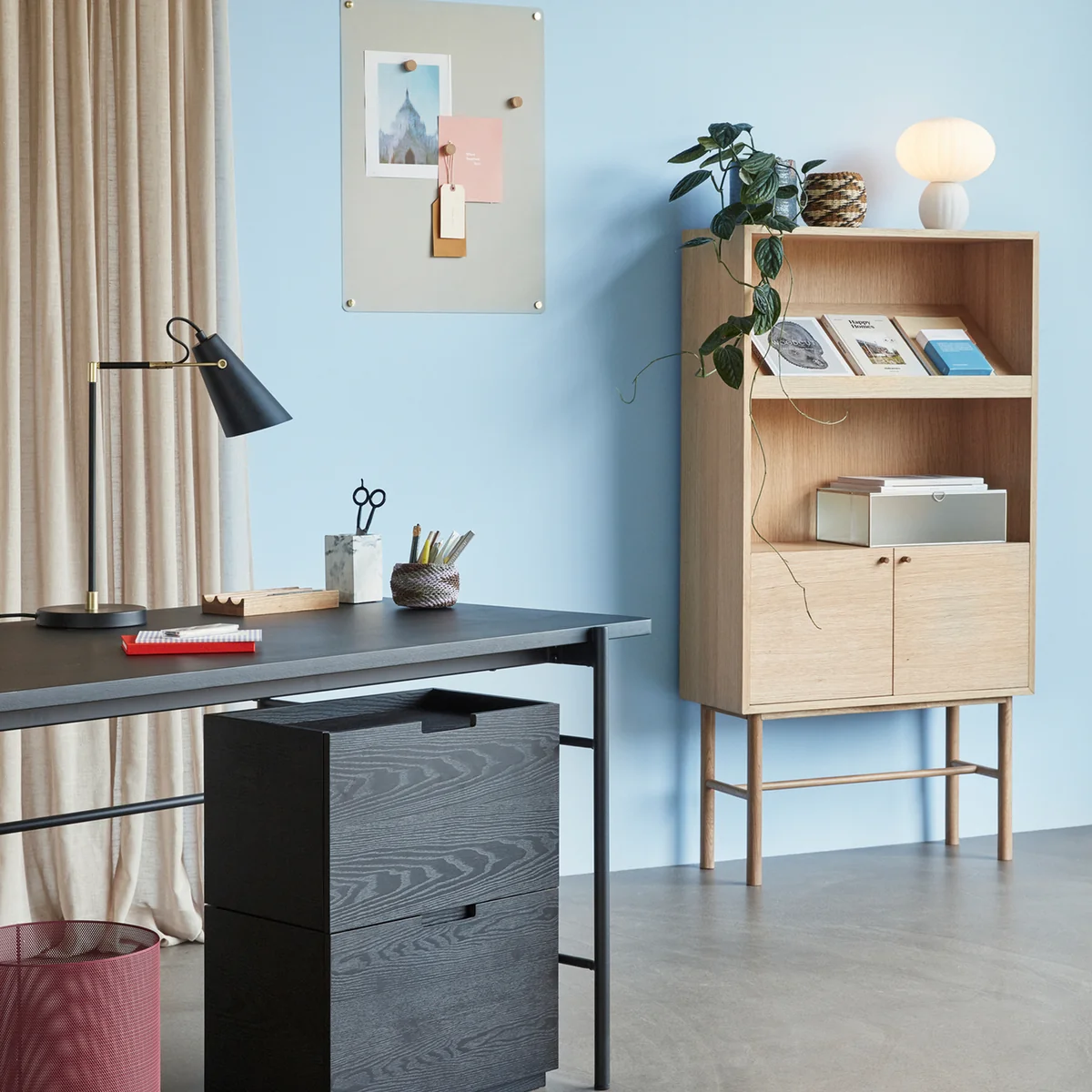 Hübsch Interior - Kommode mit Zeitschriftenablage, Eiche