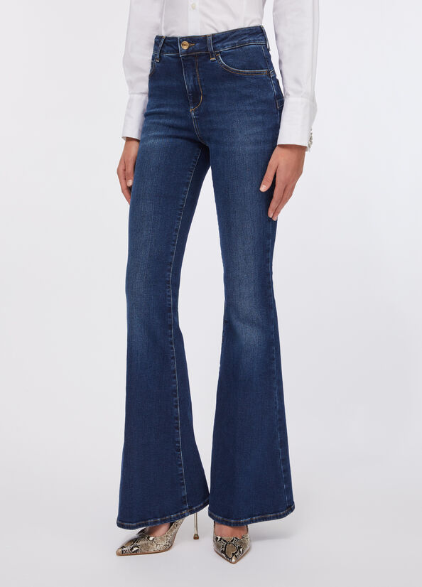 Jeans flare con cintura