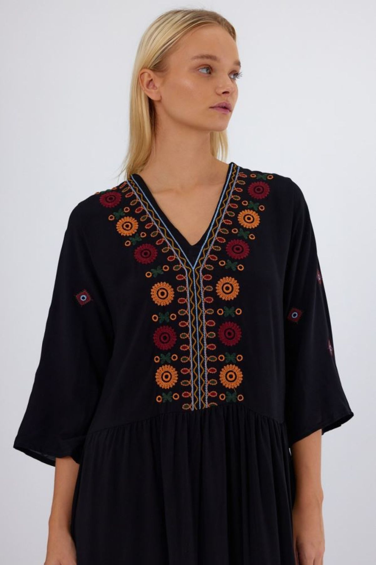 Belissh Embroidered V-Neck Maxi Dress in Black