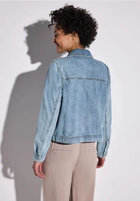 Jeansjacke mit Brusttaschen