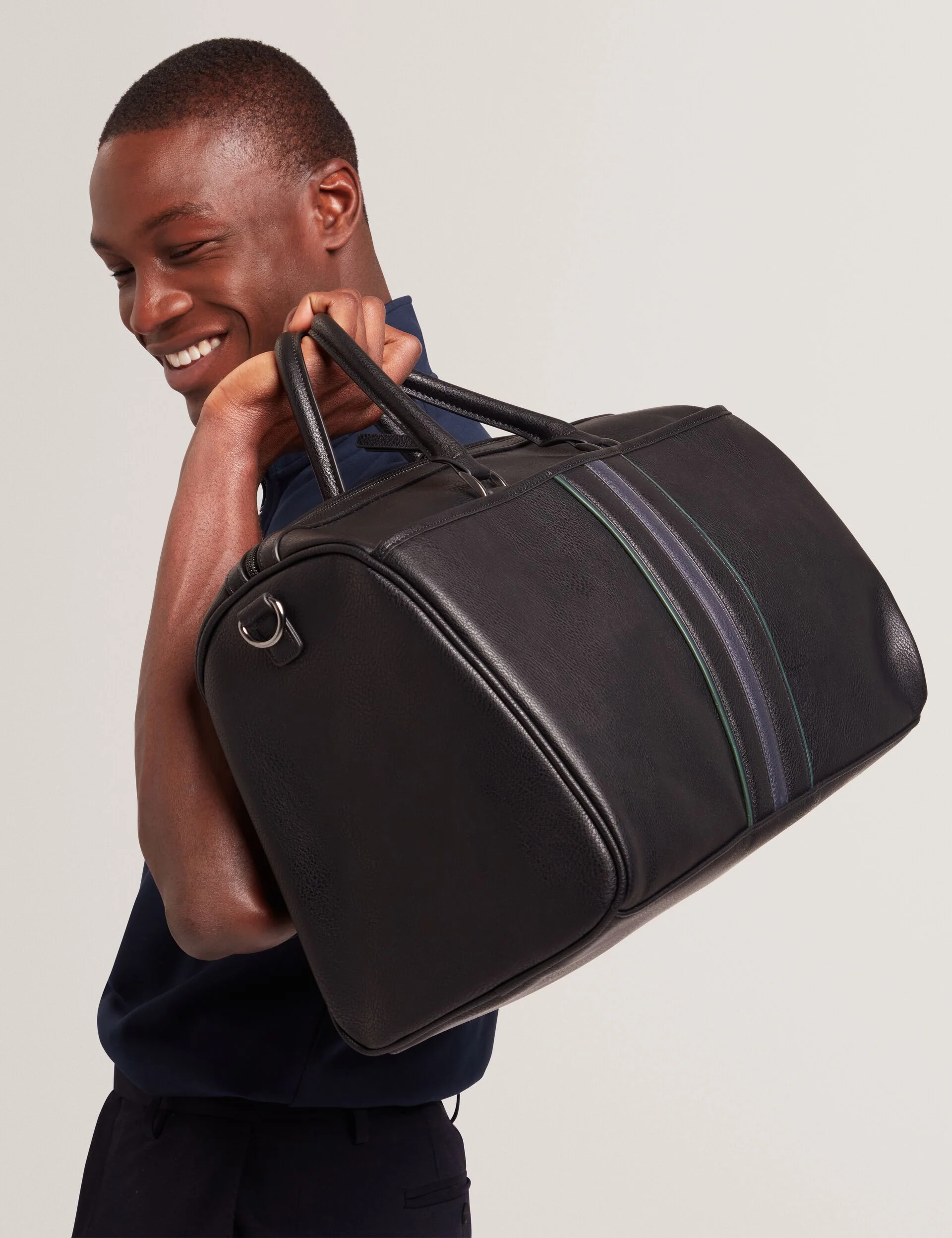 KELVIN | BLACK