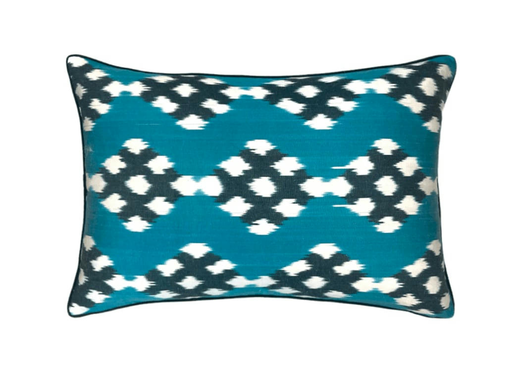 - Housse de coussin double soie ikat  40x60 bleu