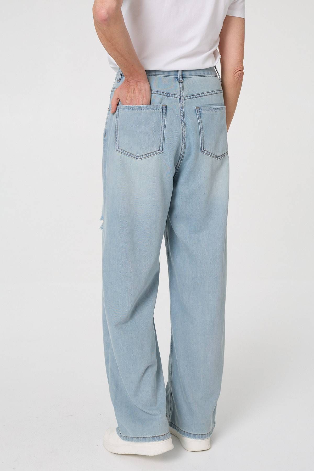 Izabel London High Waist Ripped Detail Relaxed Jeans
