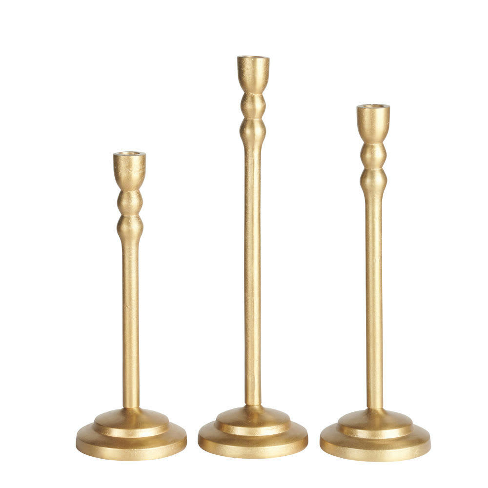 - Bougeoirs en aluminium doré (x3)