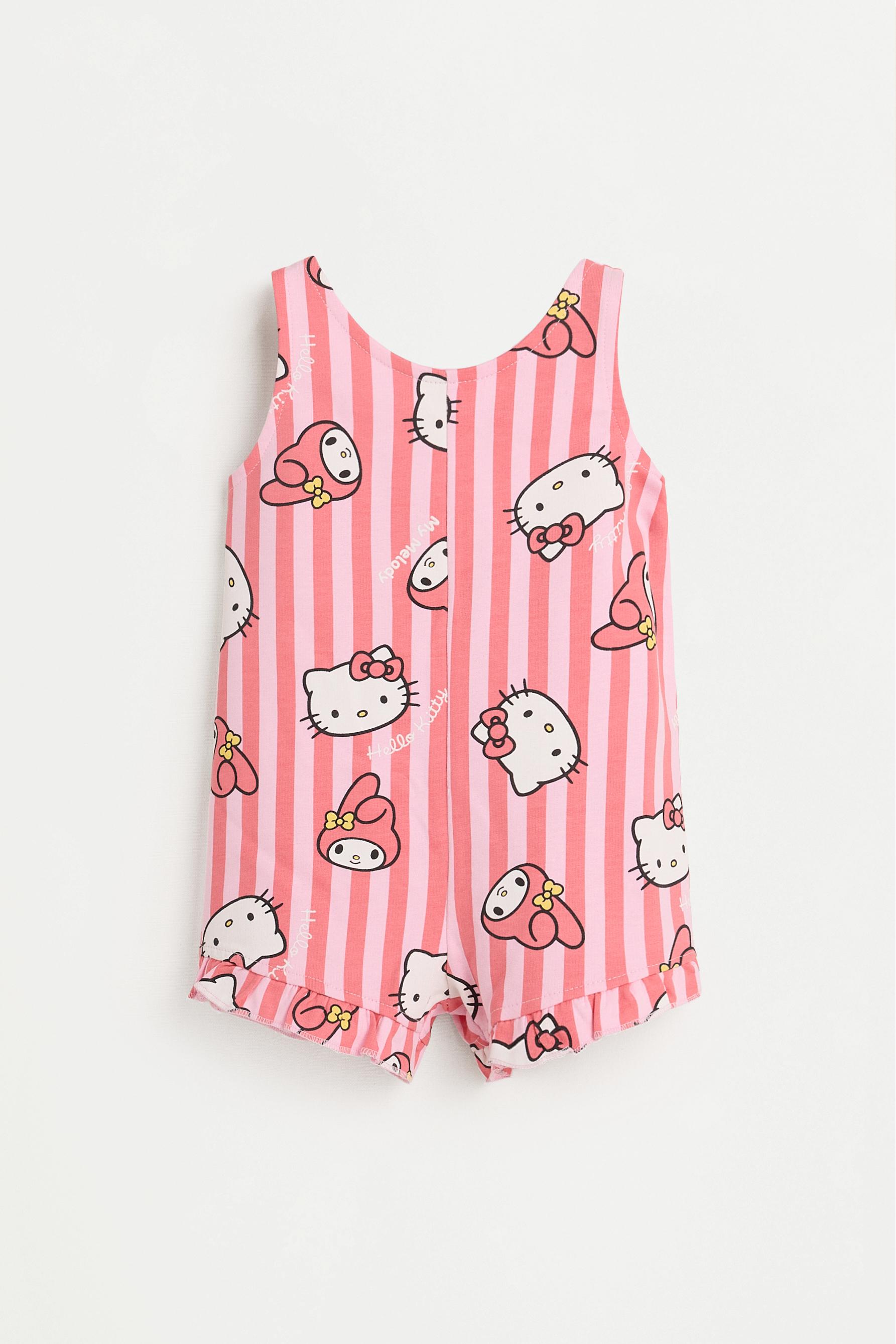 Mono corto Hello Kitty ©SANRIO