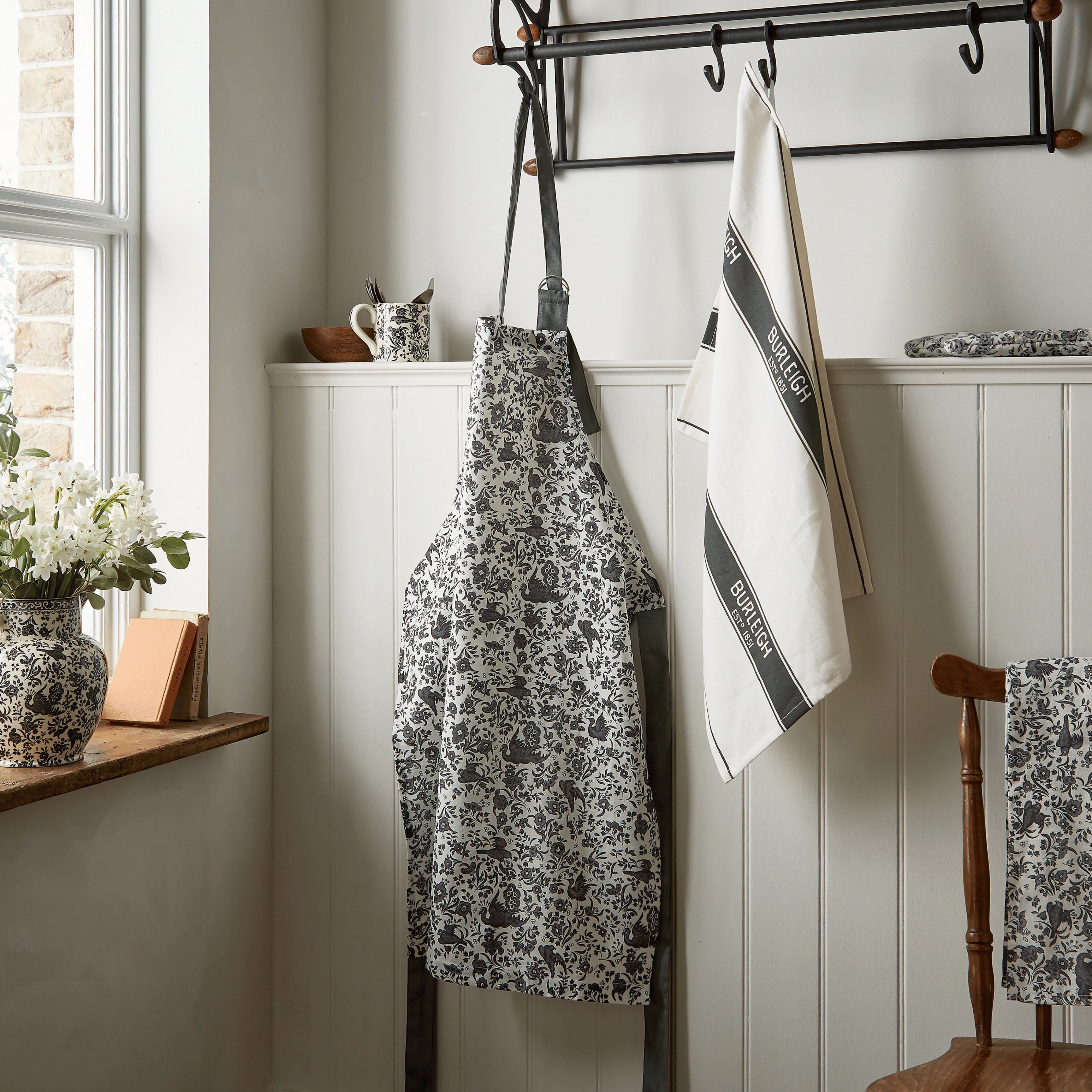 Burleigh x Bedeck of Belfast Charcoal and White Regal Peacock Apron
