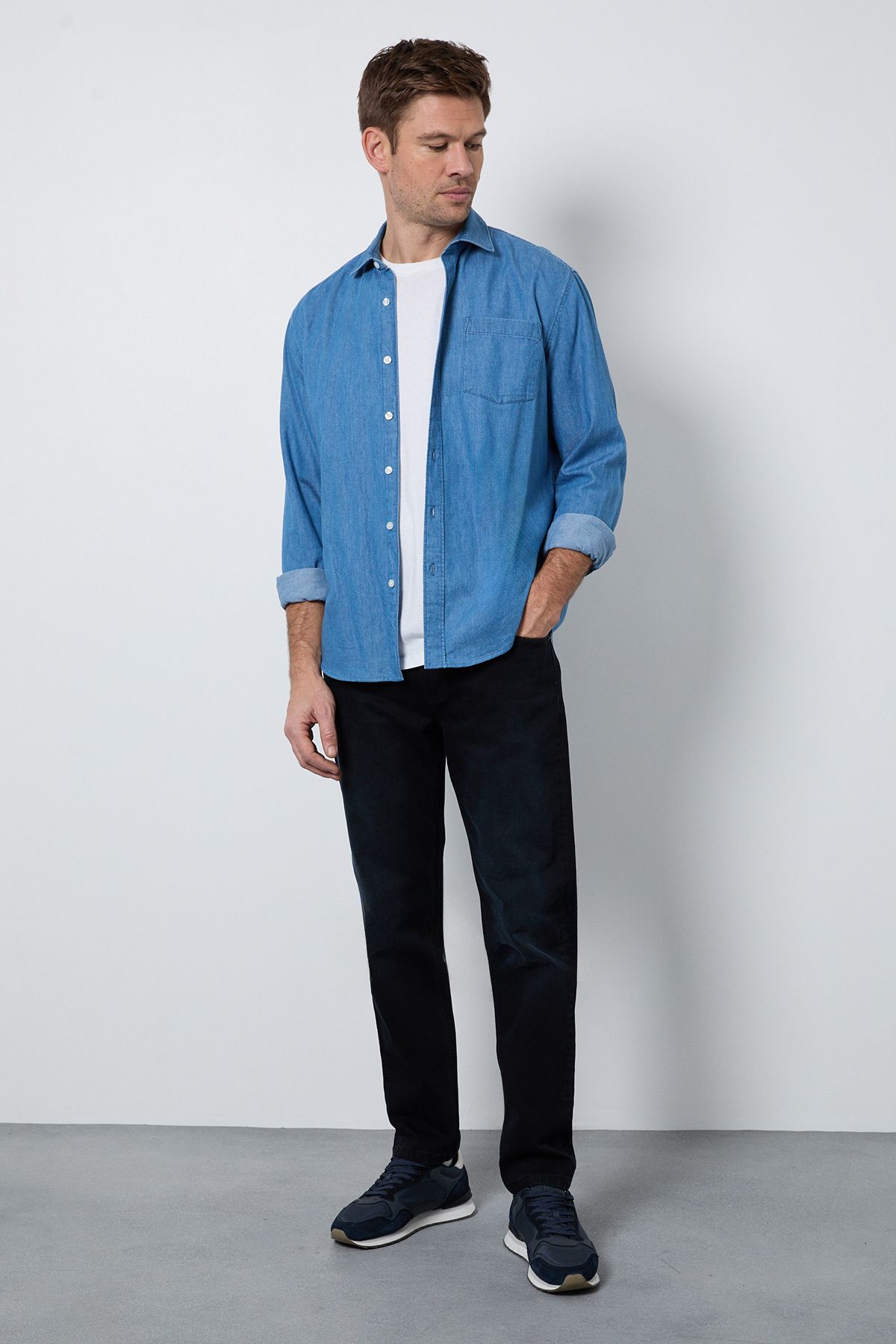 Burton Blue Black Dark Wash Stretch Slim Fit Jean