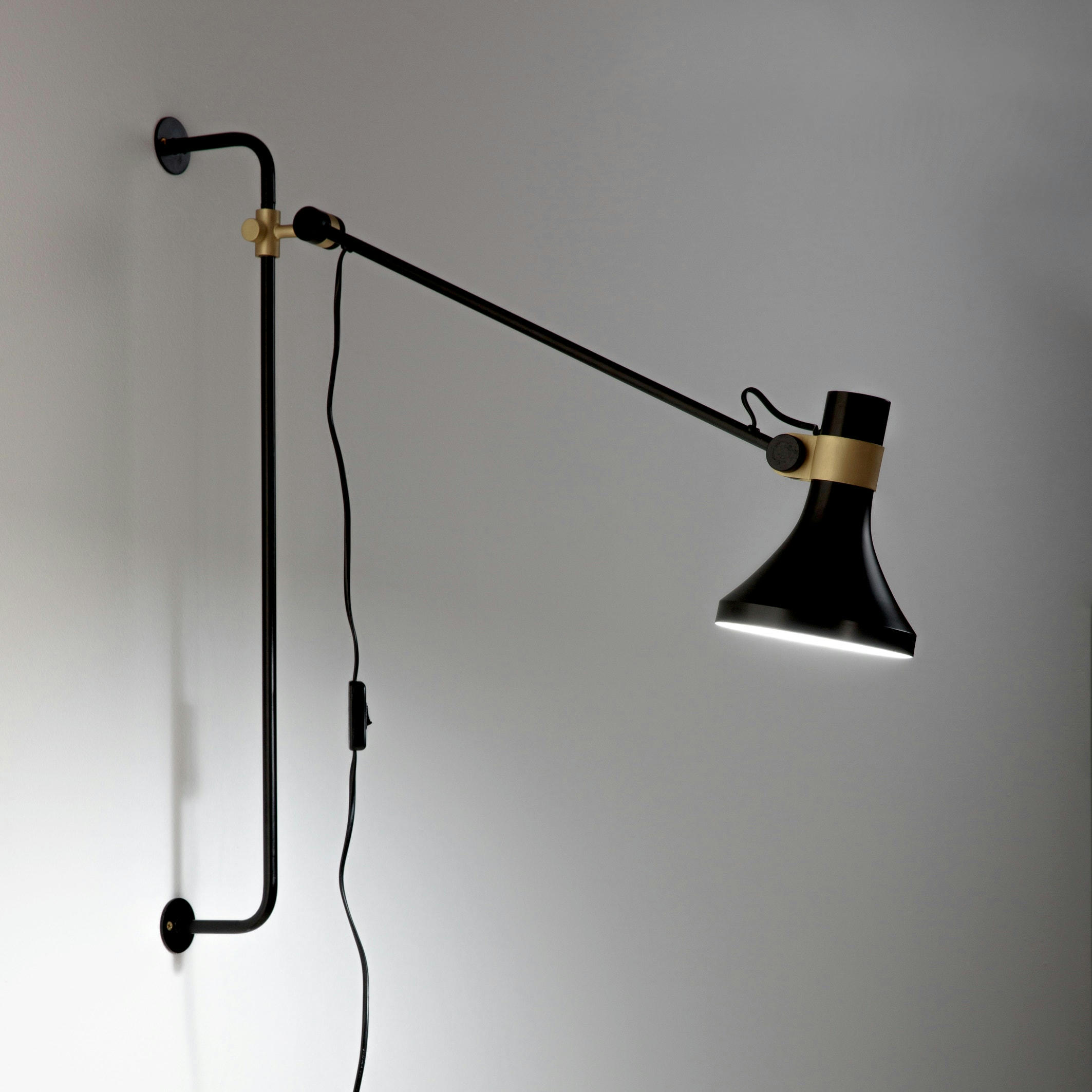 Applique métal acier laiton à bras articulé Jazzy