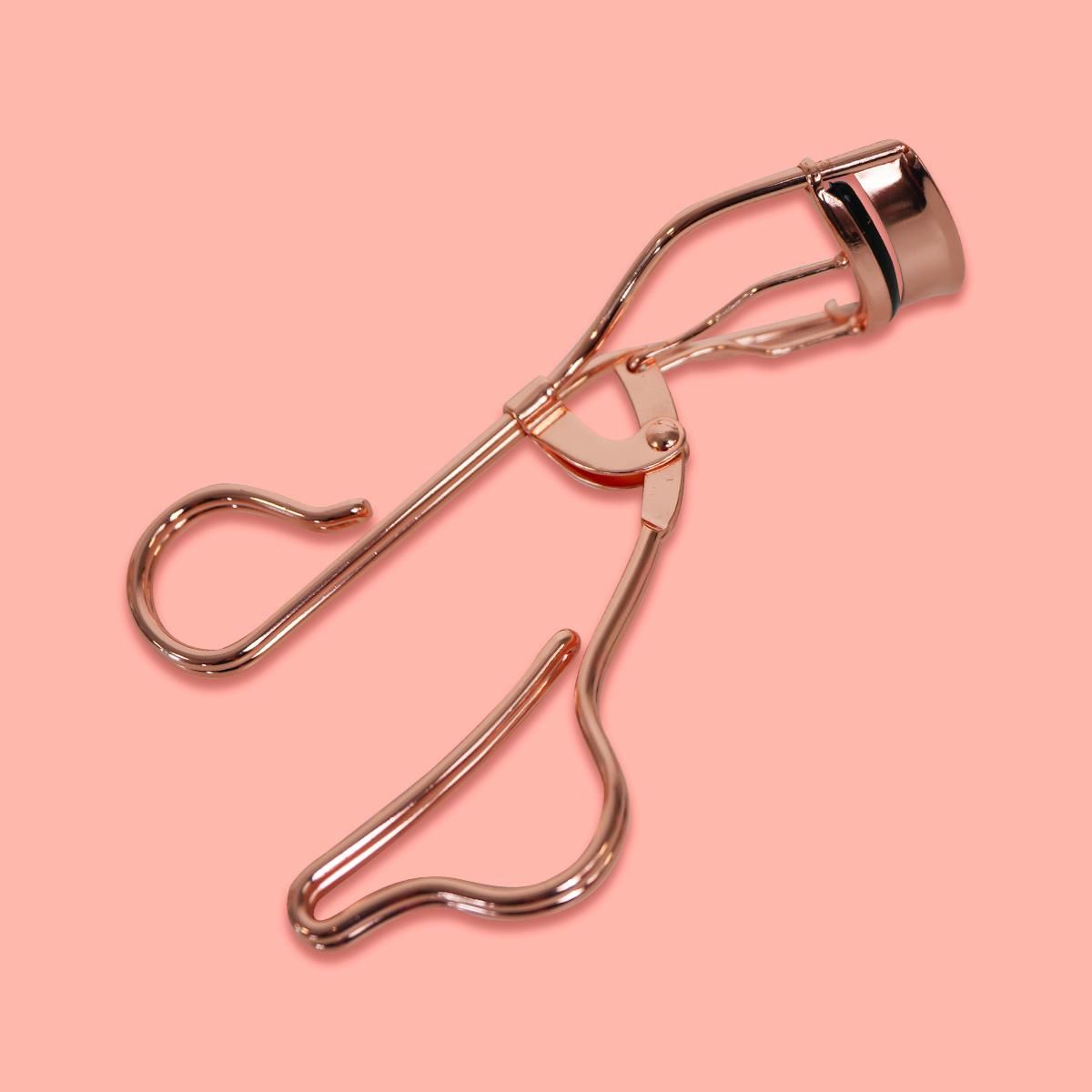 Give Me Lash Curler - Curled Eyelashes