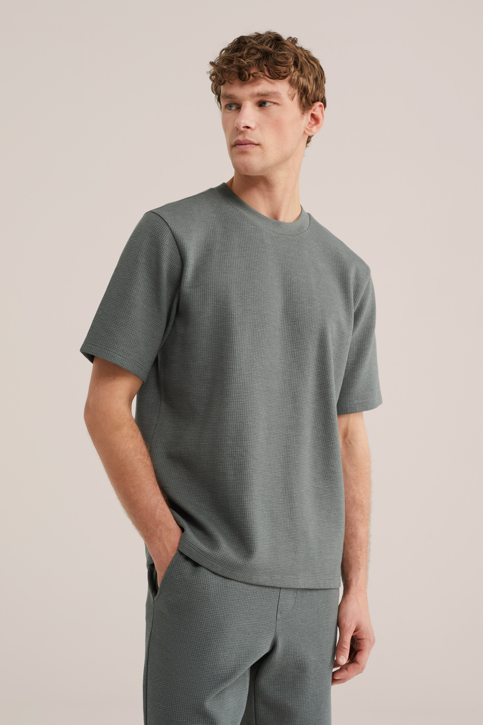 Heren Relaxed fit T-shirt en sweatshort met structuur