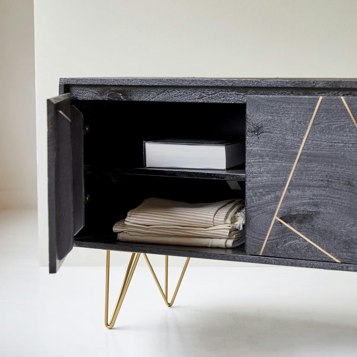LIV - Meuble TV en manguier massif 150 cm
