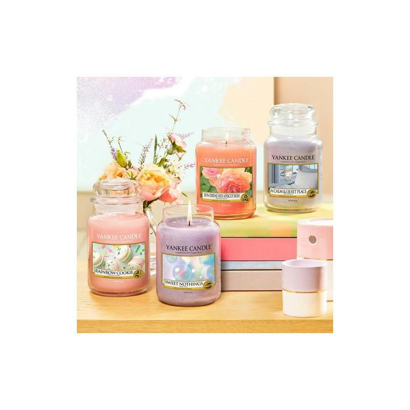 - Bougie jarre en verre senteur rose et abricot moyen modèle