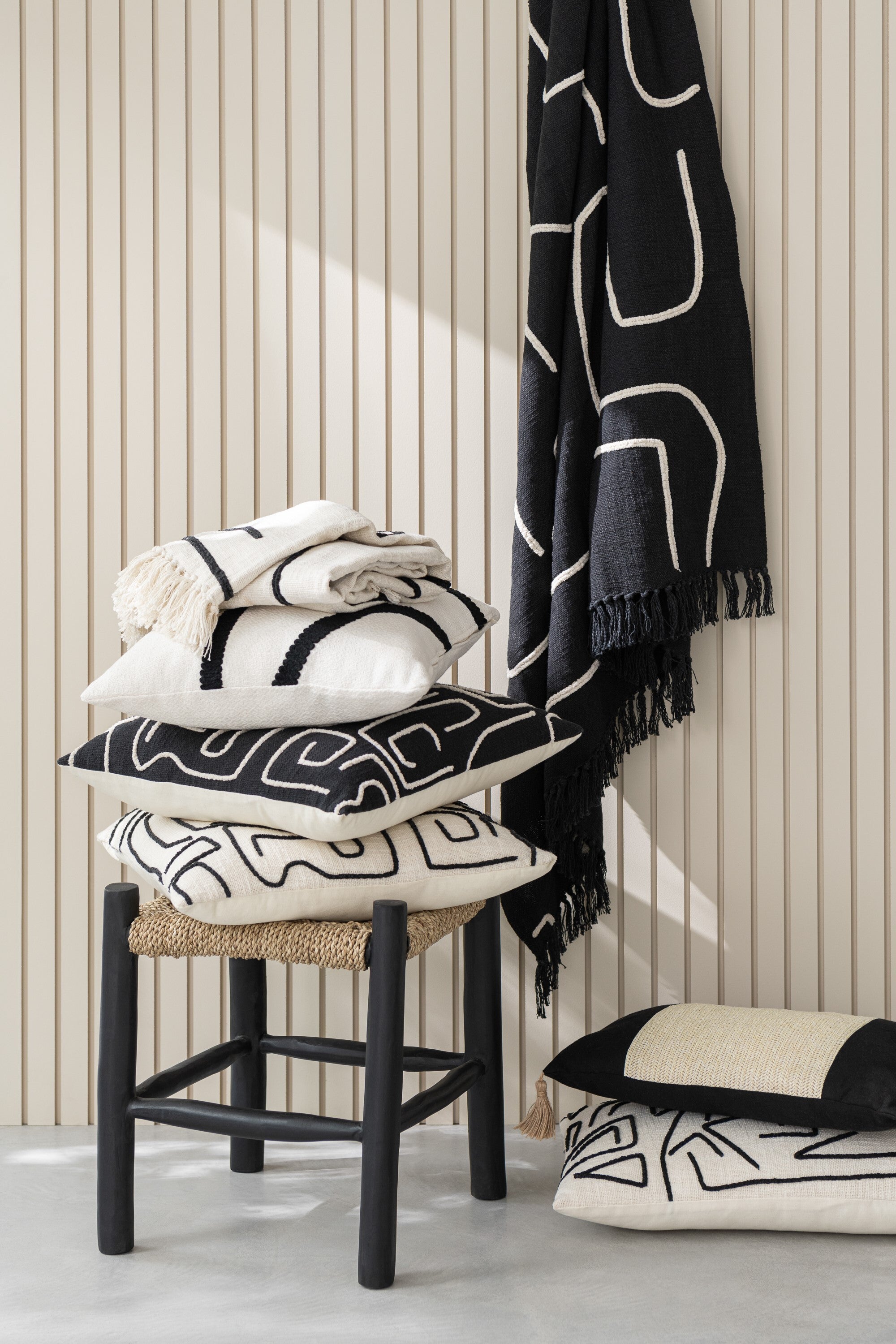 J-Line kussen Geweven Rechthoek - polyester - zwart/beige