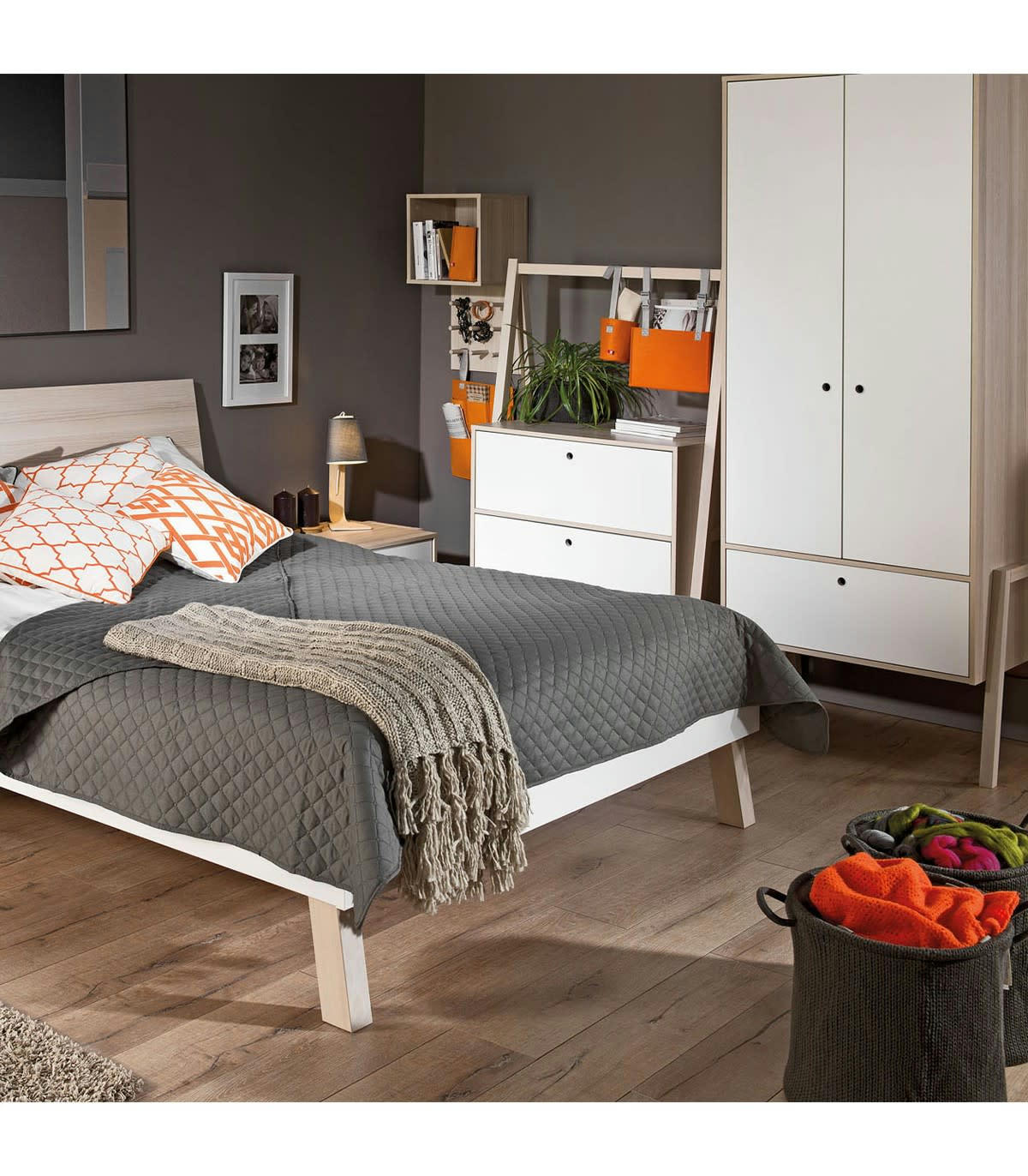 SPOT - Commode 2 tiroirs décor bois et blanc