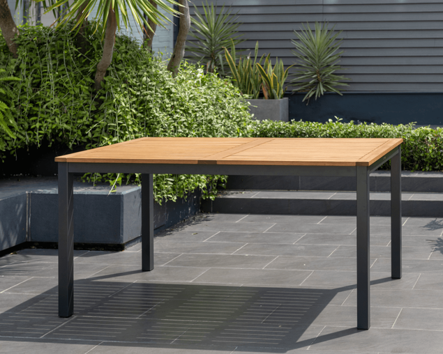 Lynx 7 Piece Dining Setting