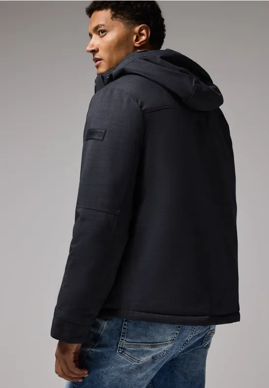 Jacke mit abnehmbarer Kapuze