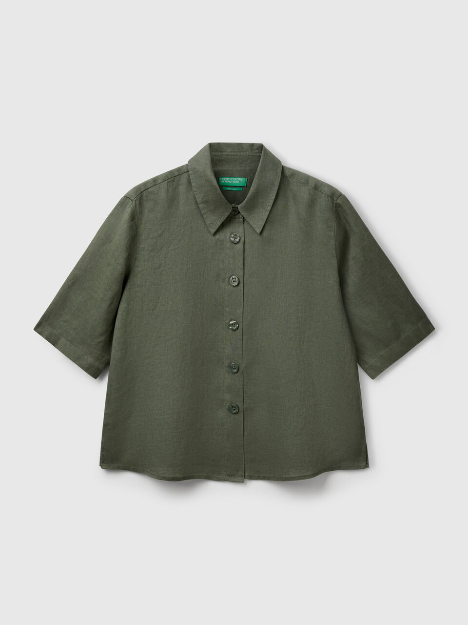Short shirt in pure linen