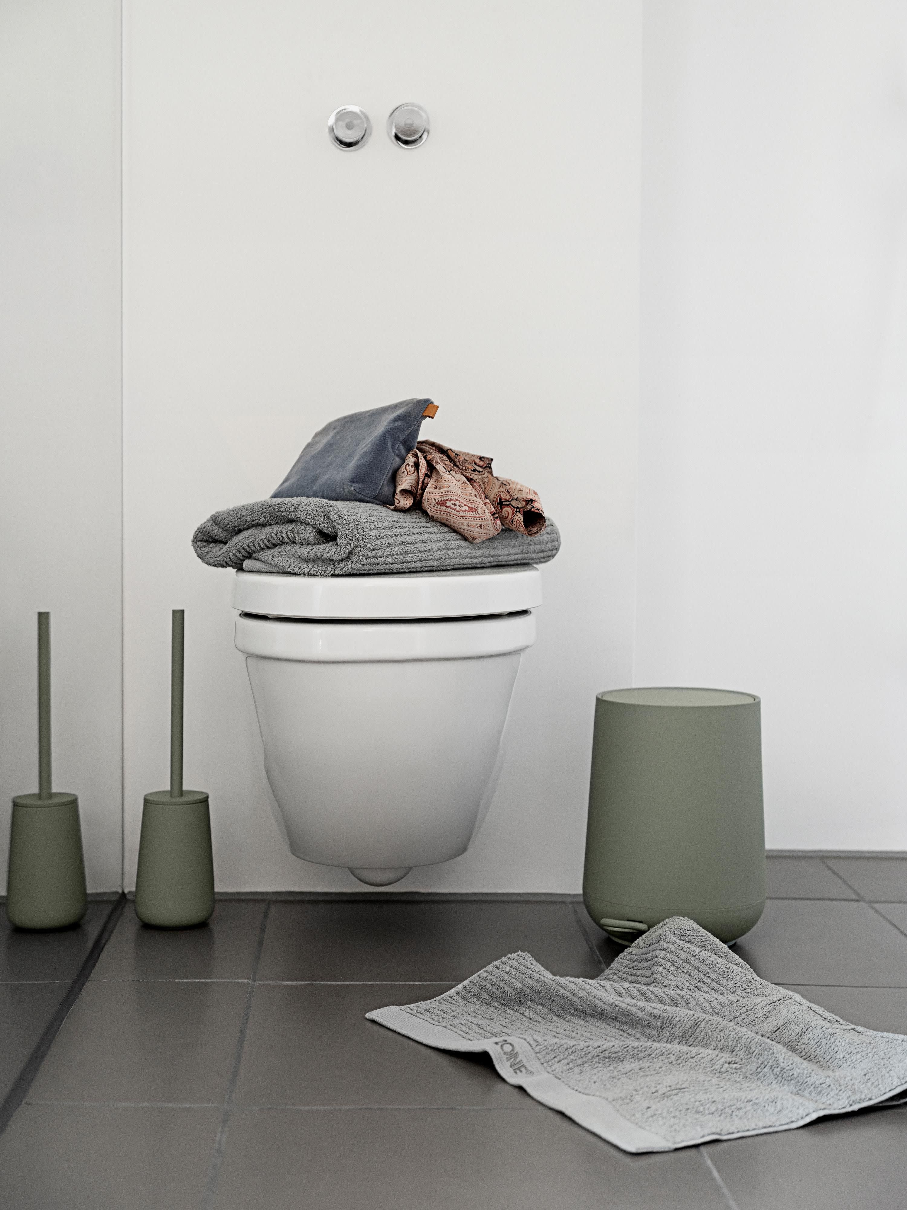 Toilettengarnitur Nova