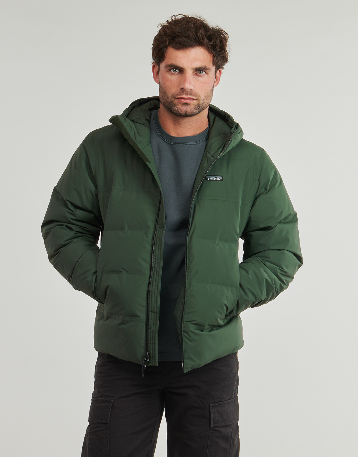 Patagonia - M'S JACKSON GLACIER JKT - Green
