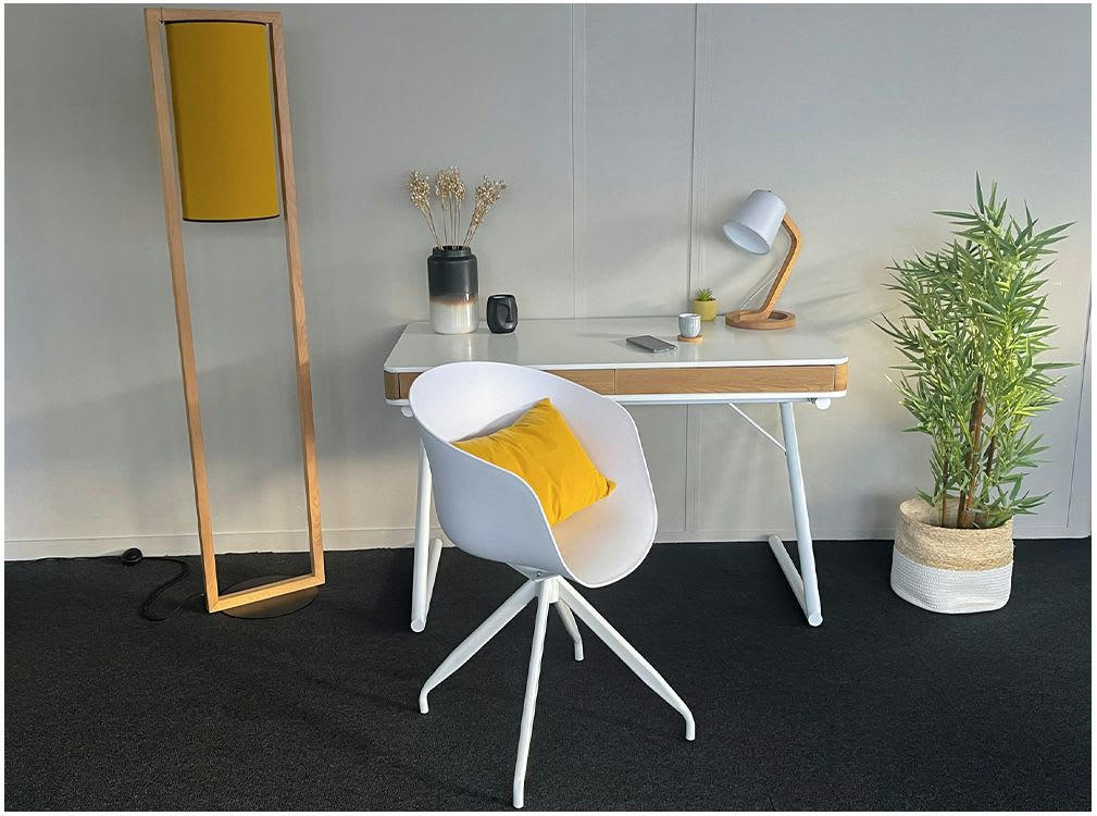 BOB - Chaise pivotante pieds en métal - Blanc