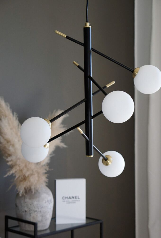 TAKLAMPE ANETA AKROBAT SVART SVART 5XG9