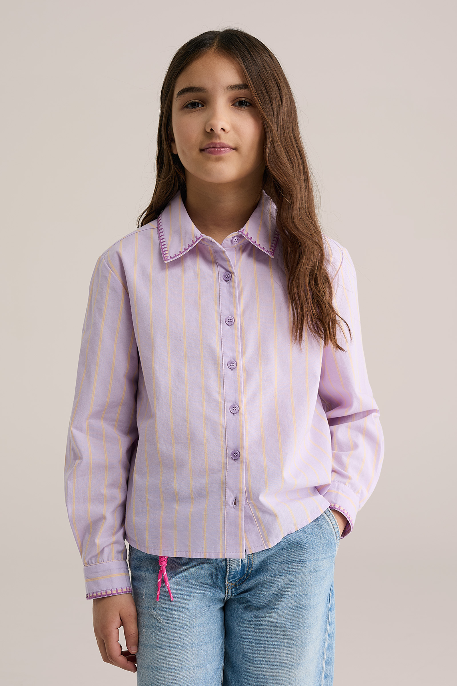 Meisjes gestreepte blouse met embroideries