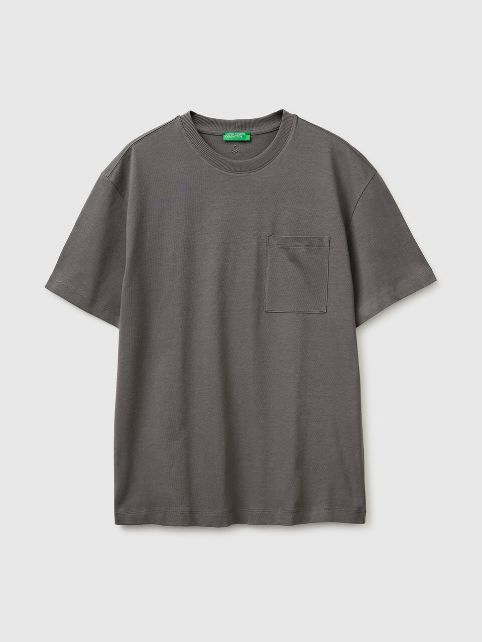 T-shirt with pocket