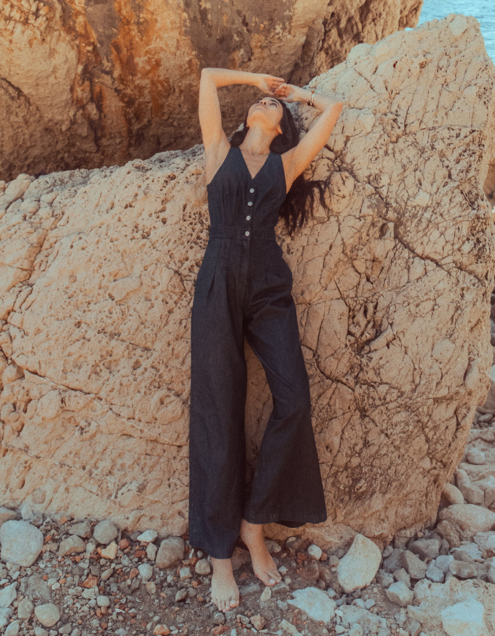Combinaison large en jean brut sans manches Femme