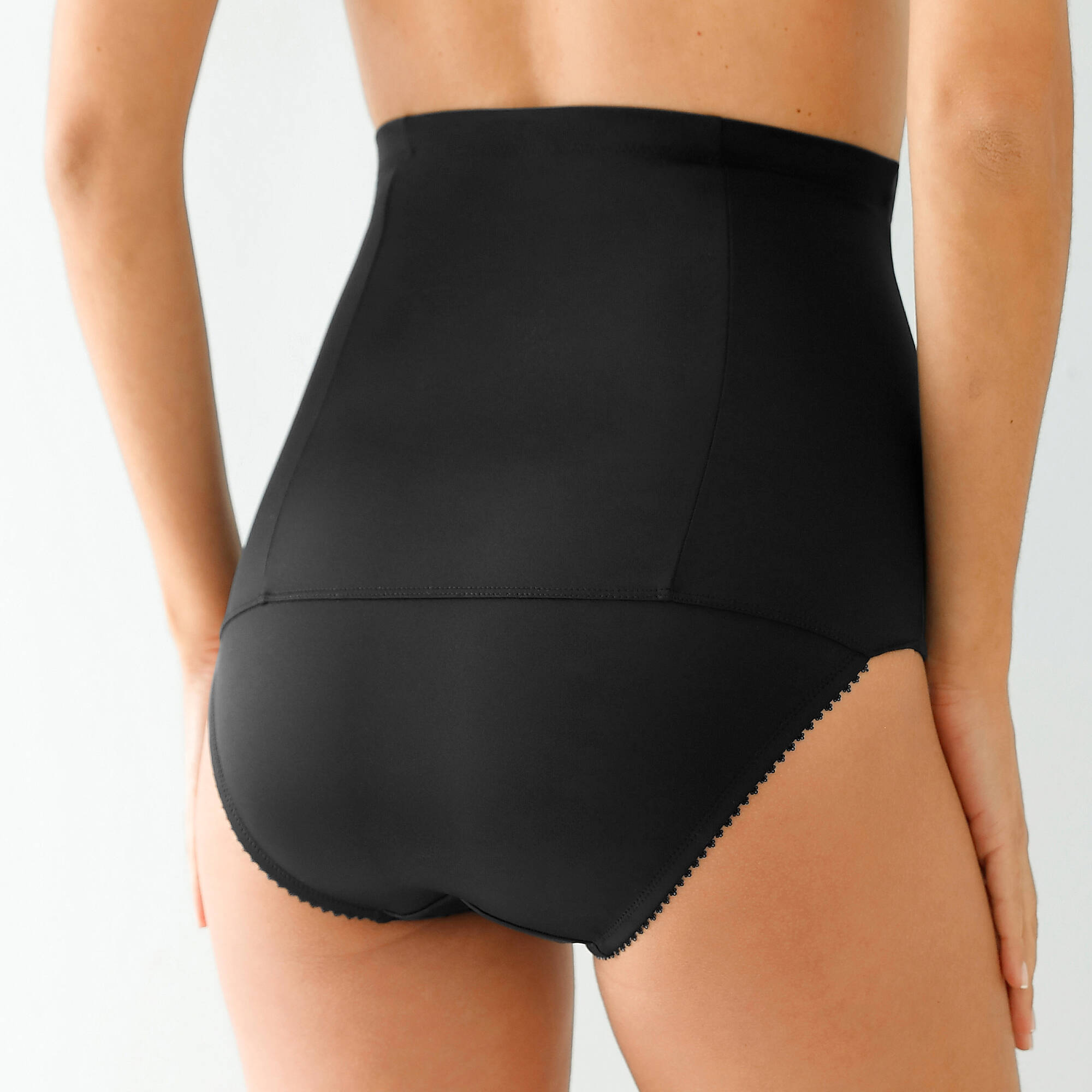 Gaine serre-taille dentelle amincissante