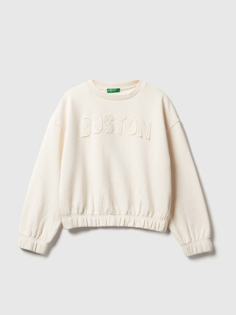 100% cotton sweatshirt with embroidery