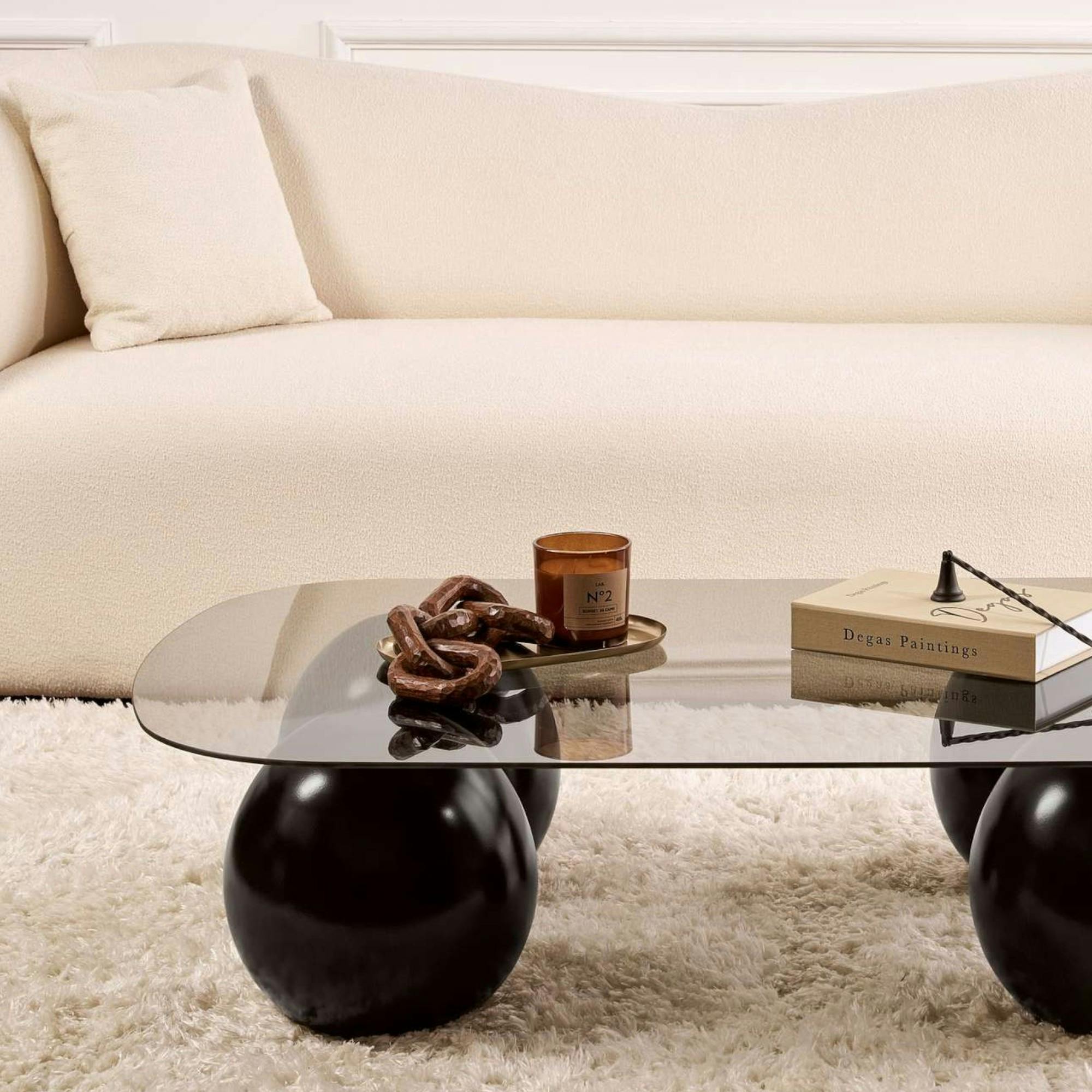 Table basse verre gris bords arrondis - 4 pieds noirs KOCHI