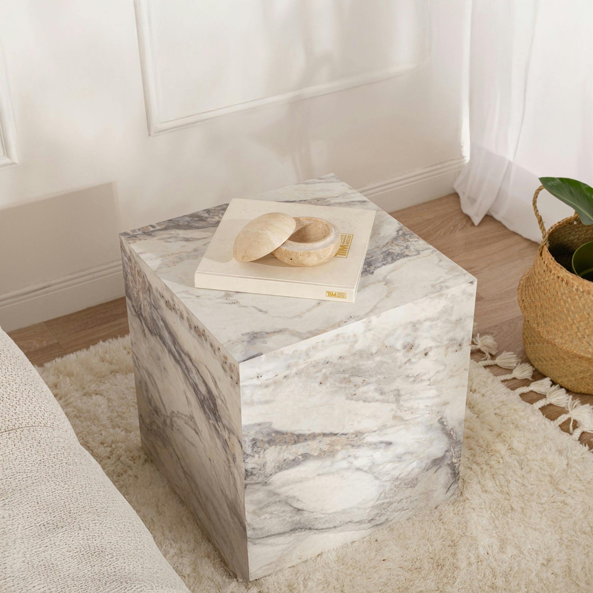 Bout de canapé cube effet marbre blanc - style design MARFA