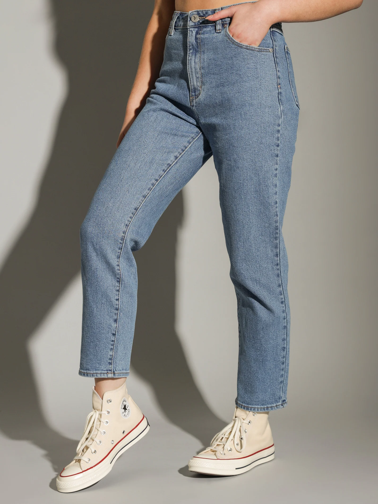 94 High Slim Petite Jeans