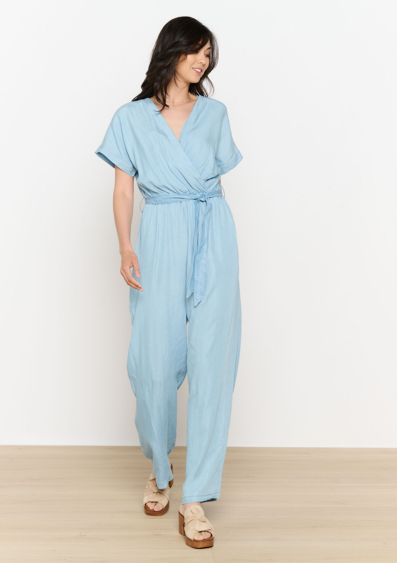 Wijde jumpsuit met ceintuur