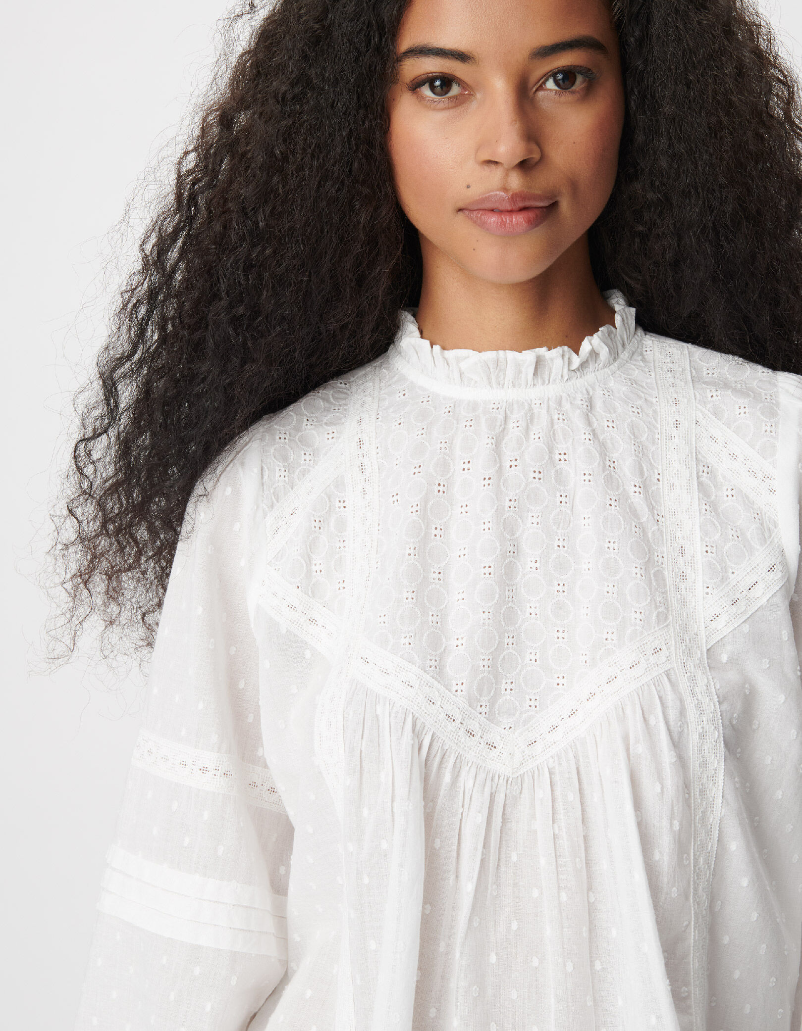 Blouse blanche jacquard et dentelle Femme