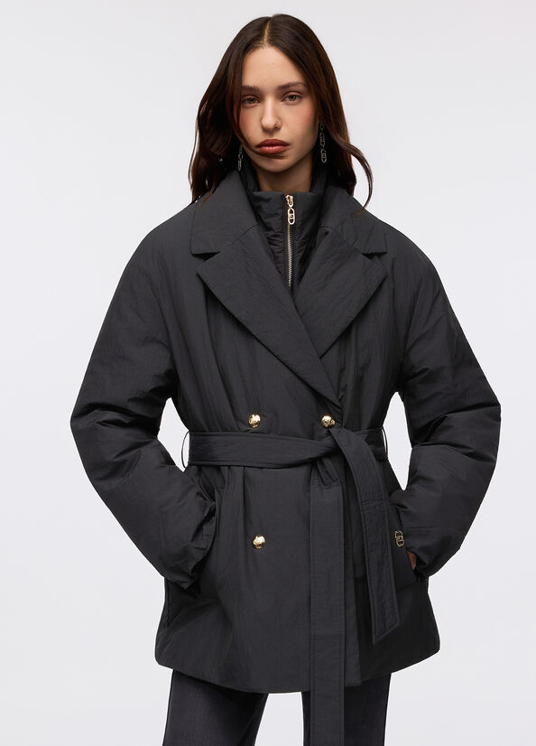 Cappotto con cintura imbottito
