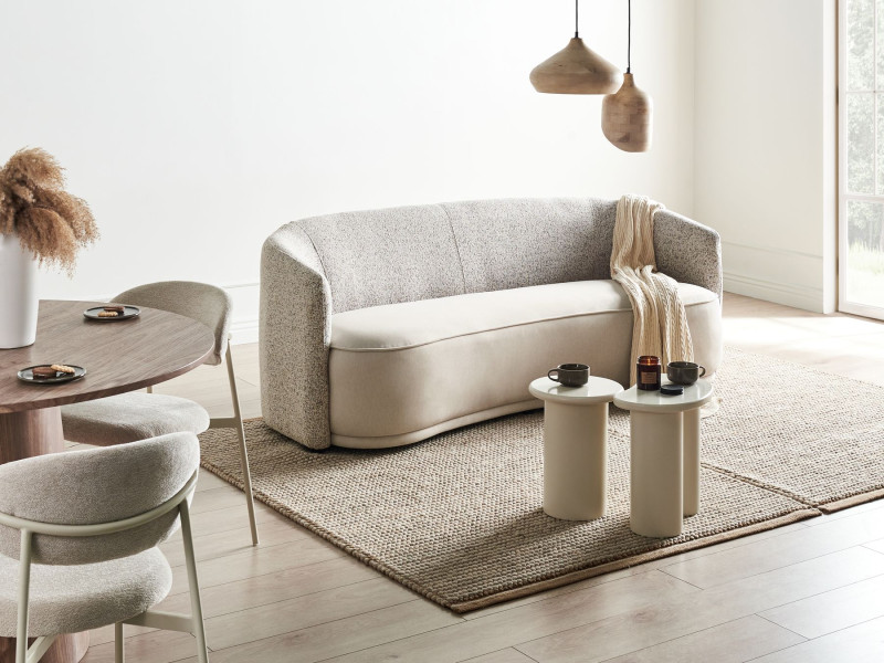Sofa trzyosobowa beżowa