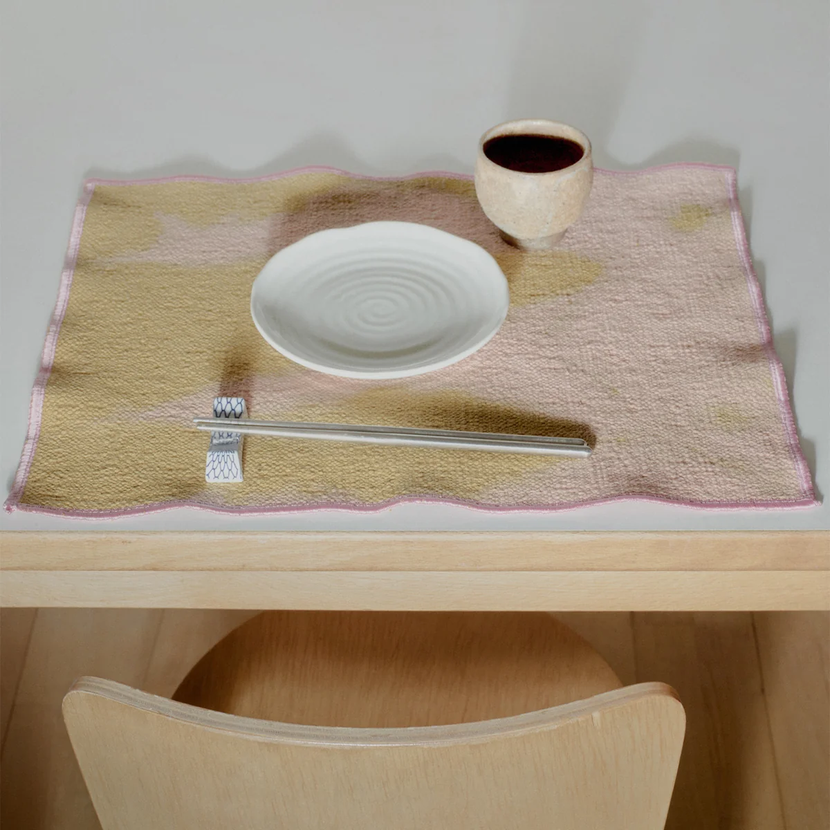 Juslin Maunula - Placemat, 35 x 45 cm, marble peach