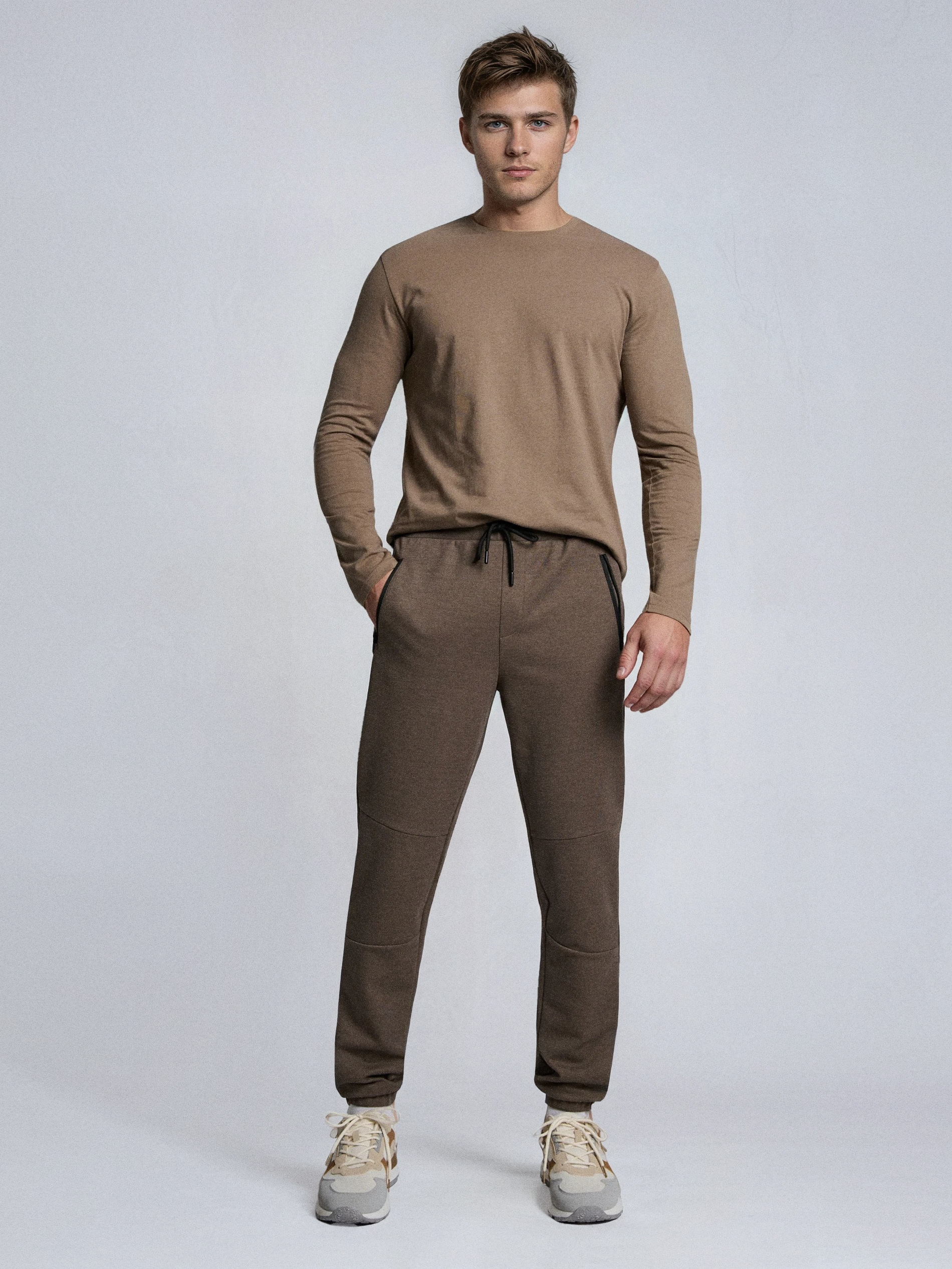 Spodnie dresowe jogger