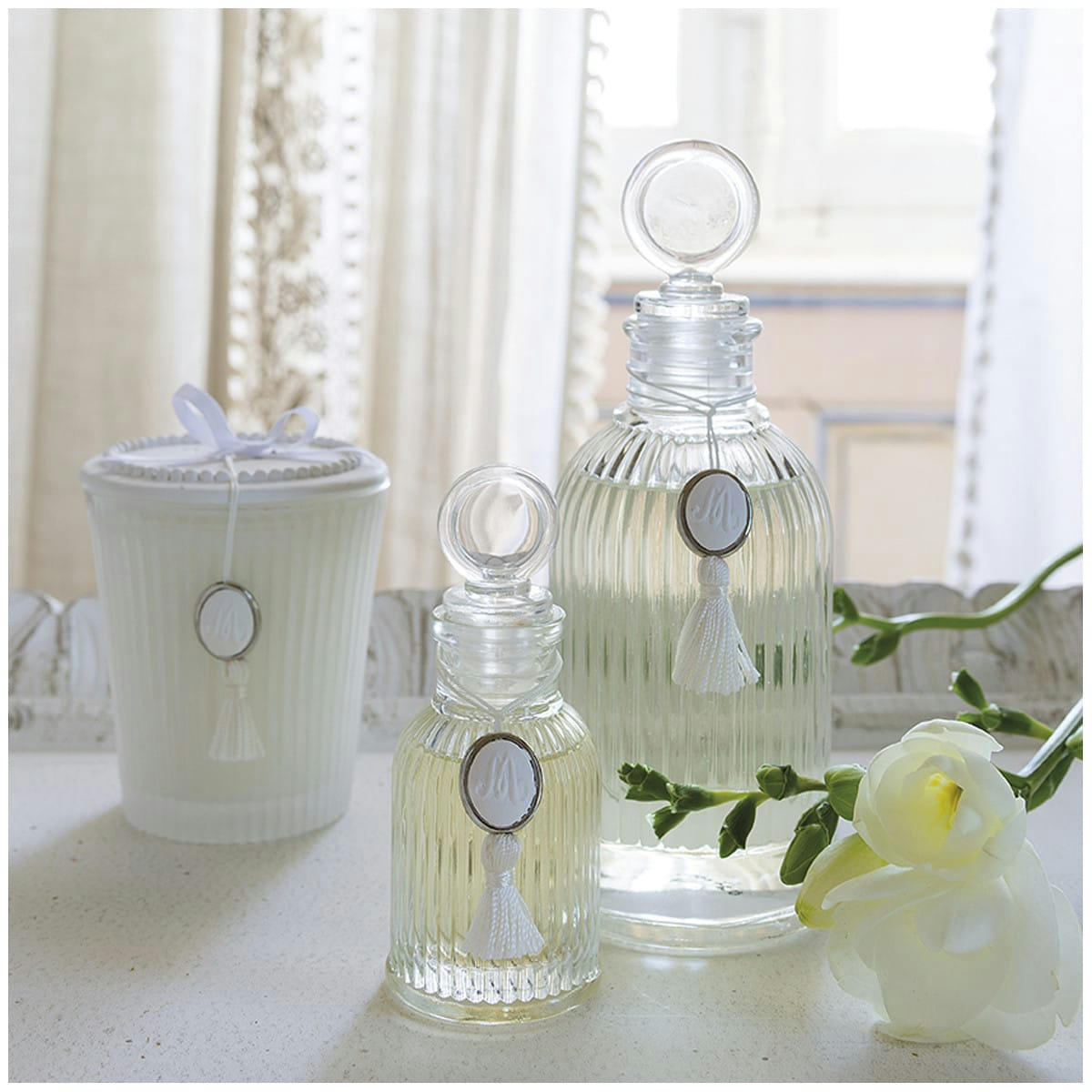 LES INTEMPORELS - Diffuseur de parfum d'ambiance Rose Élixir 200 ml