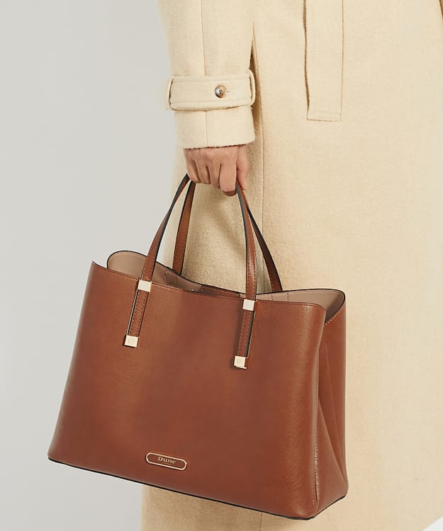 Dorry Tan - Textured Shoulder Bag