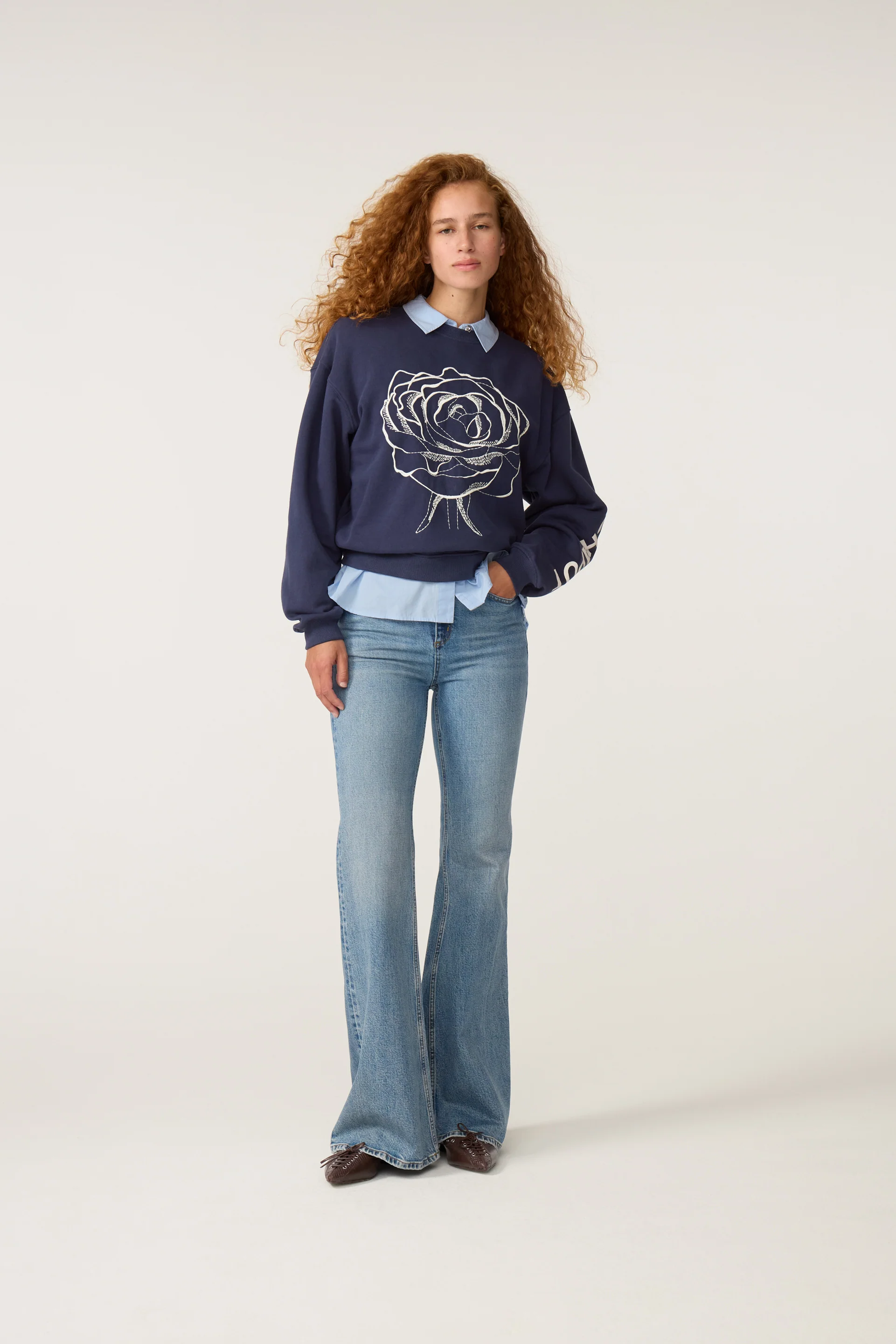 Vic Bootcut Jeans | Clean Blue